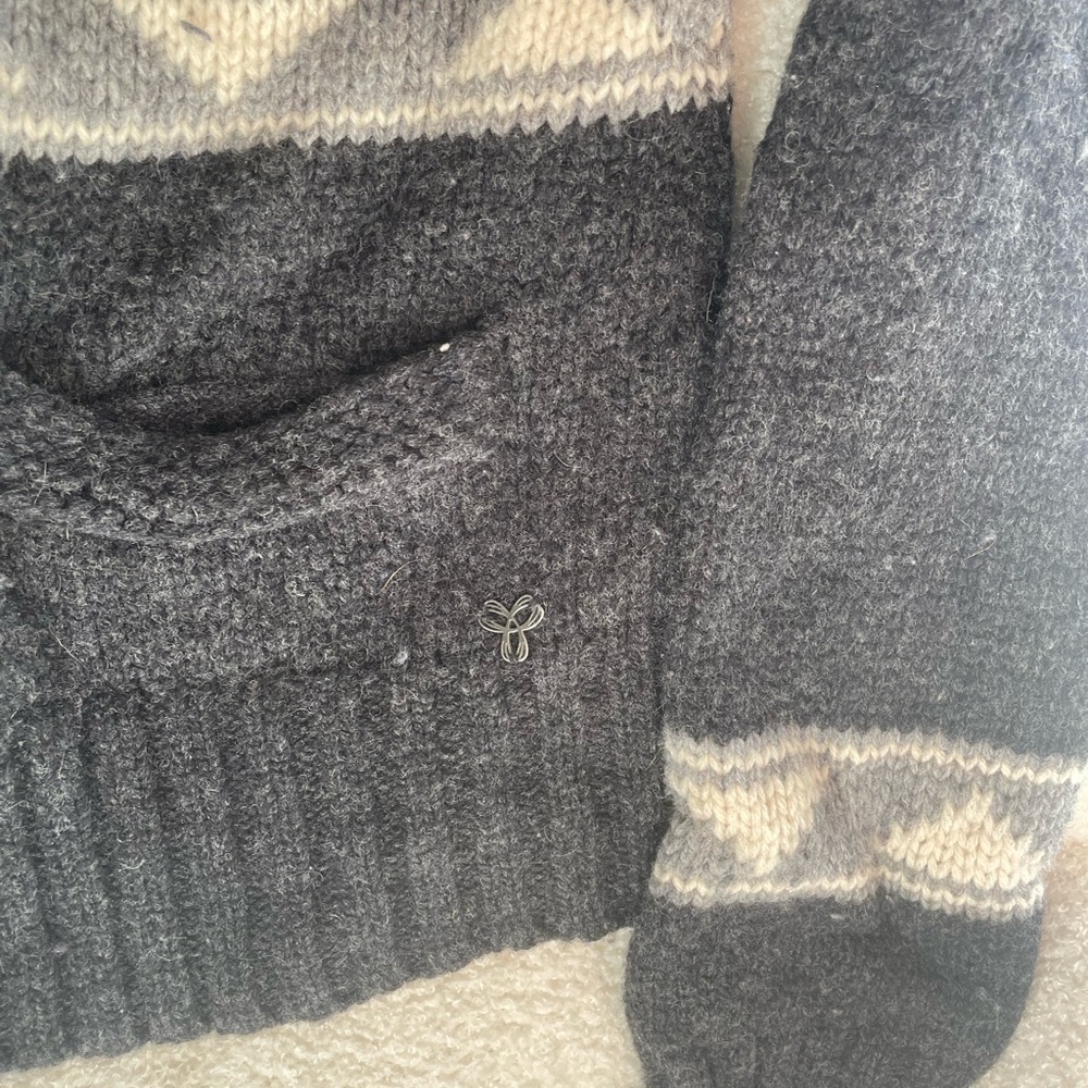 TNA Sea to Sky lambswool cardigan sweater NWOT size MEDIUM - Picture 4 of 7